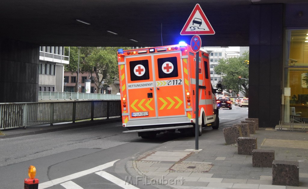 Feuer 2 WDR Koeln Altstadt Nord An der Rechtschule P102.JPG - Miklos Laubert